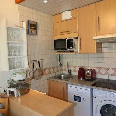 Apartment Confortable Avec Balcon Pres Des Pistes, Wifi Inclus - Fr-1-502-534